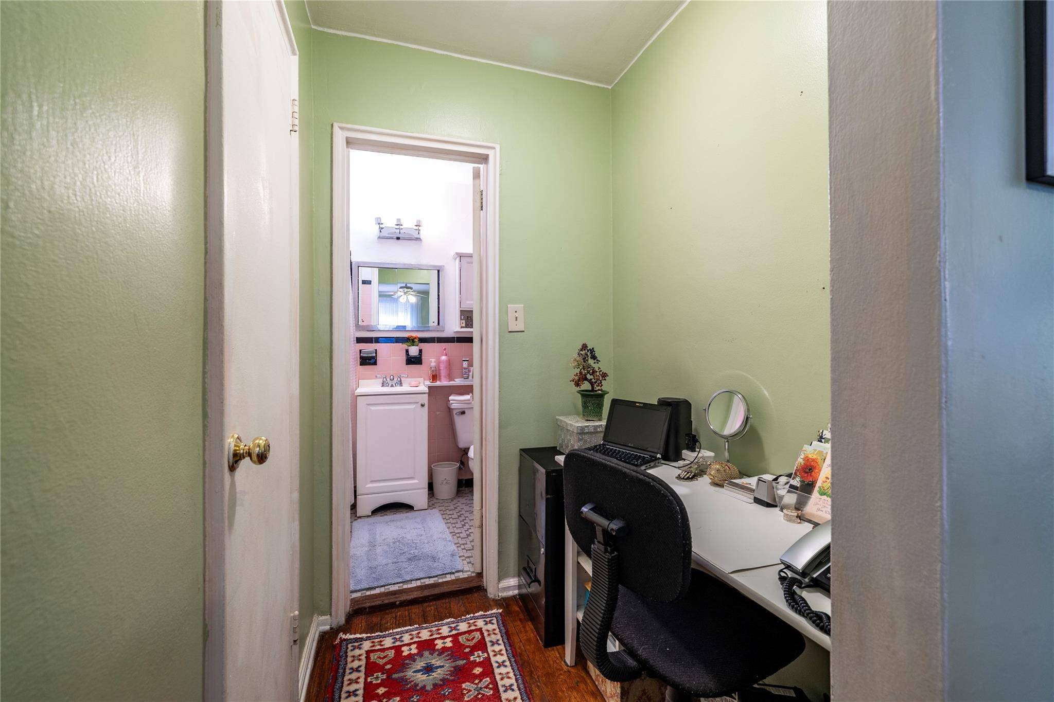 Freeport, NY 11520,100 S Ocean AVE #2E