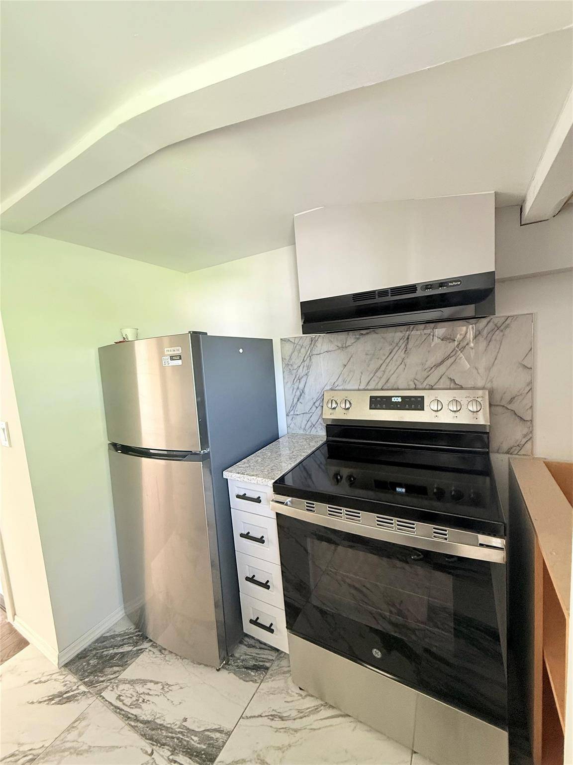 Mamaroneck, NY 10543,815 Carpenter PL