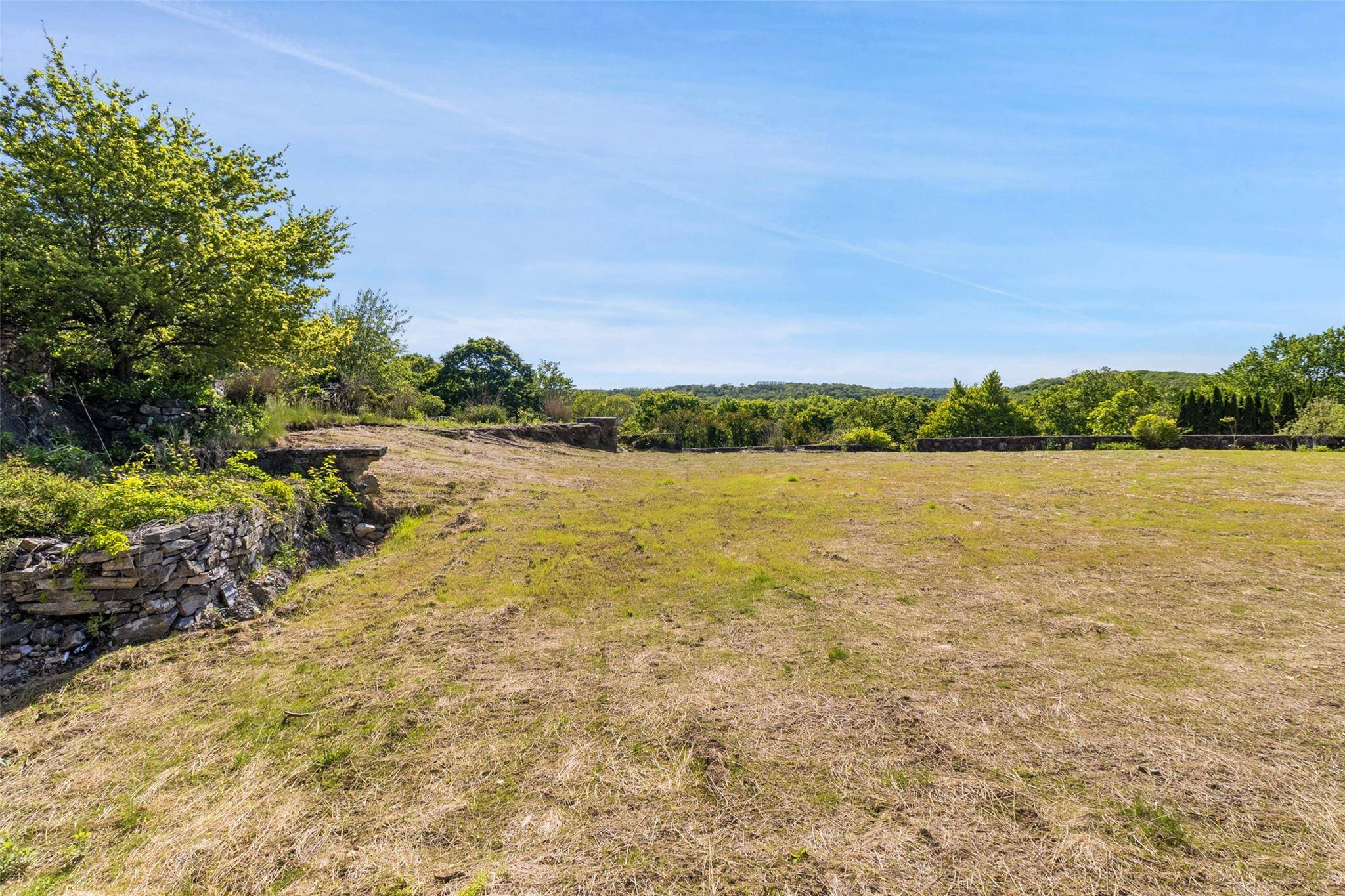 Katonah, NY 10536,371-383 Pea Pond RD