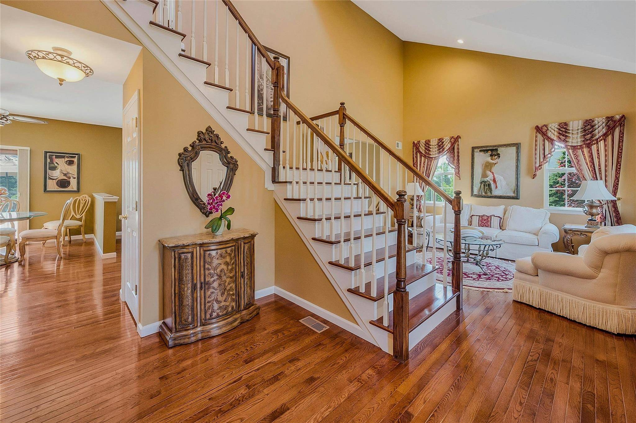 Shoreham, NY 11786,2 Upton CT