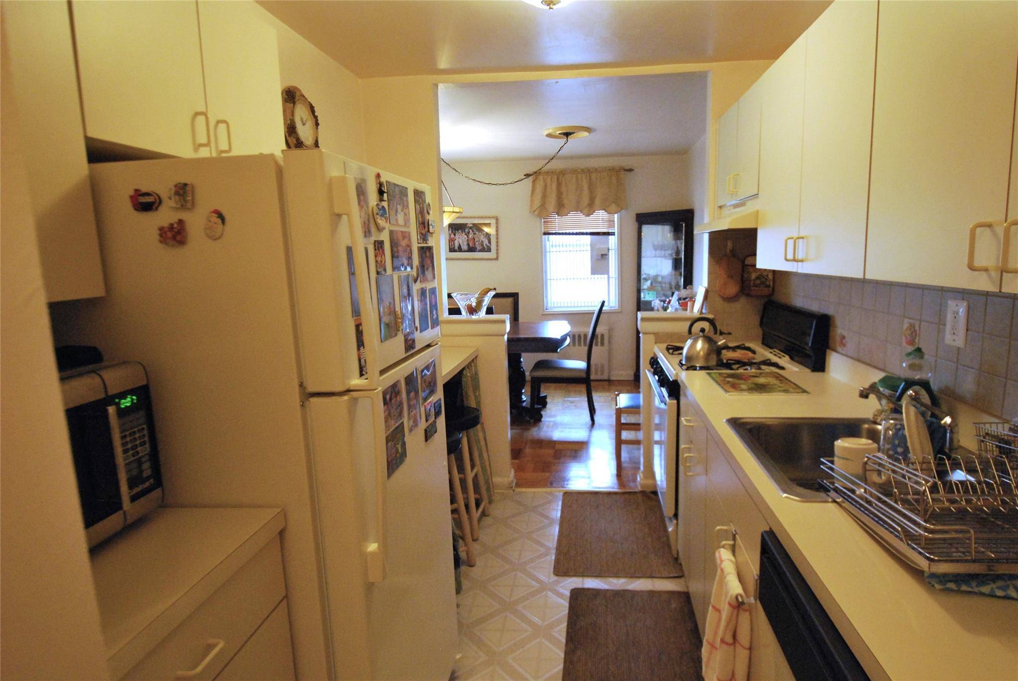 Yonkers, NY 10710,3 Sadore LN #2F
