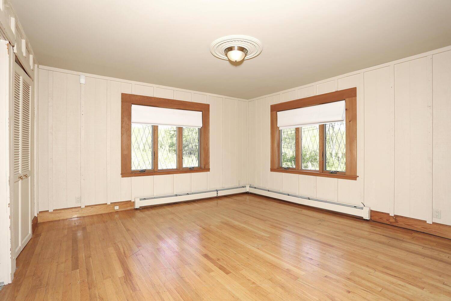 Mongaup Valley, NY 12762,1143 NY-17B