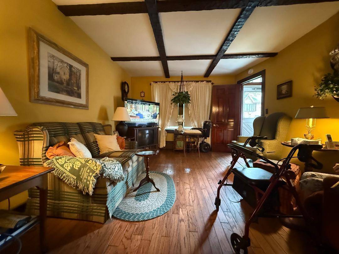 Bronx, NY 10466,4374 De Reimer AVE