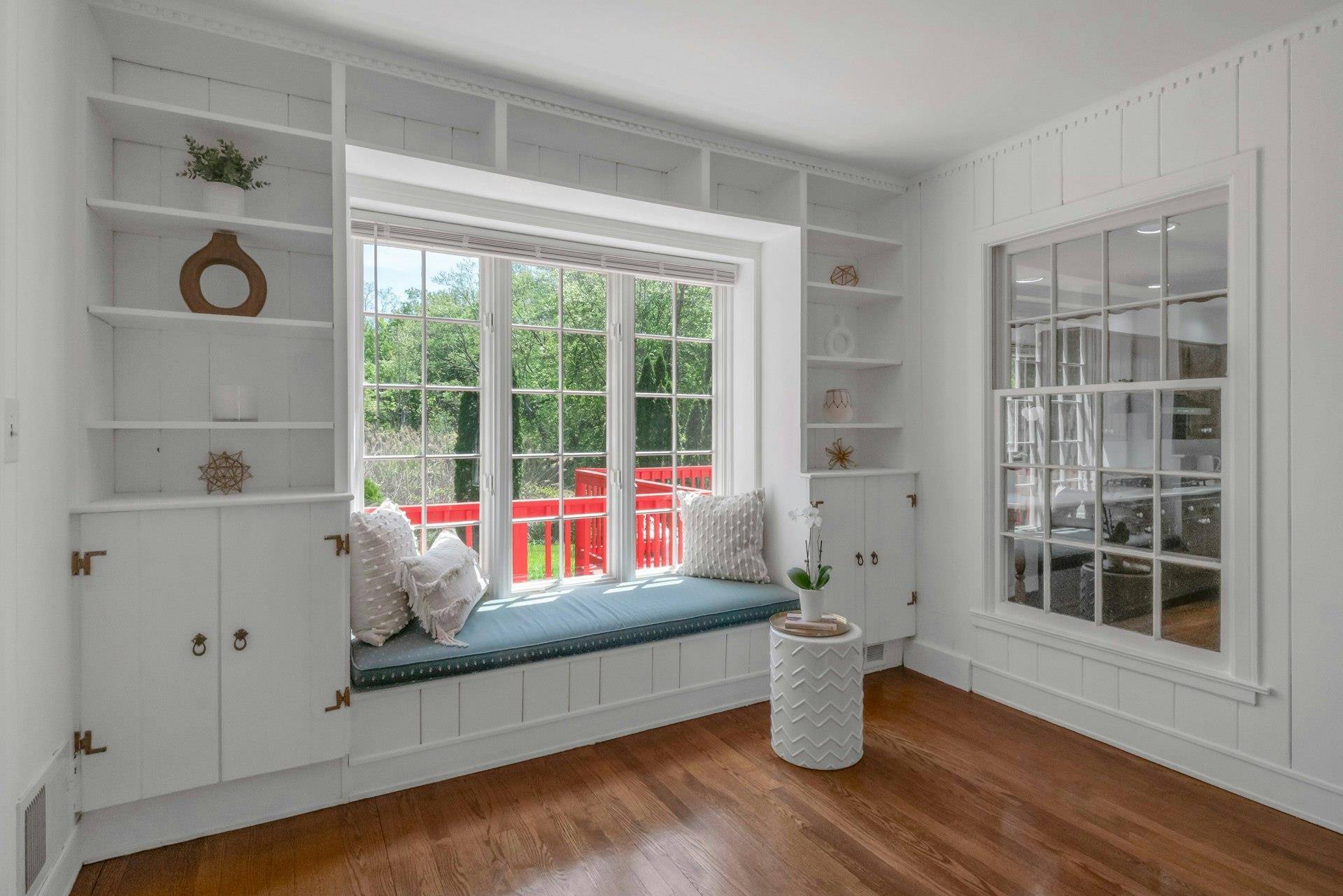 Scarsdale, NY 10583,40 Brookby RD