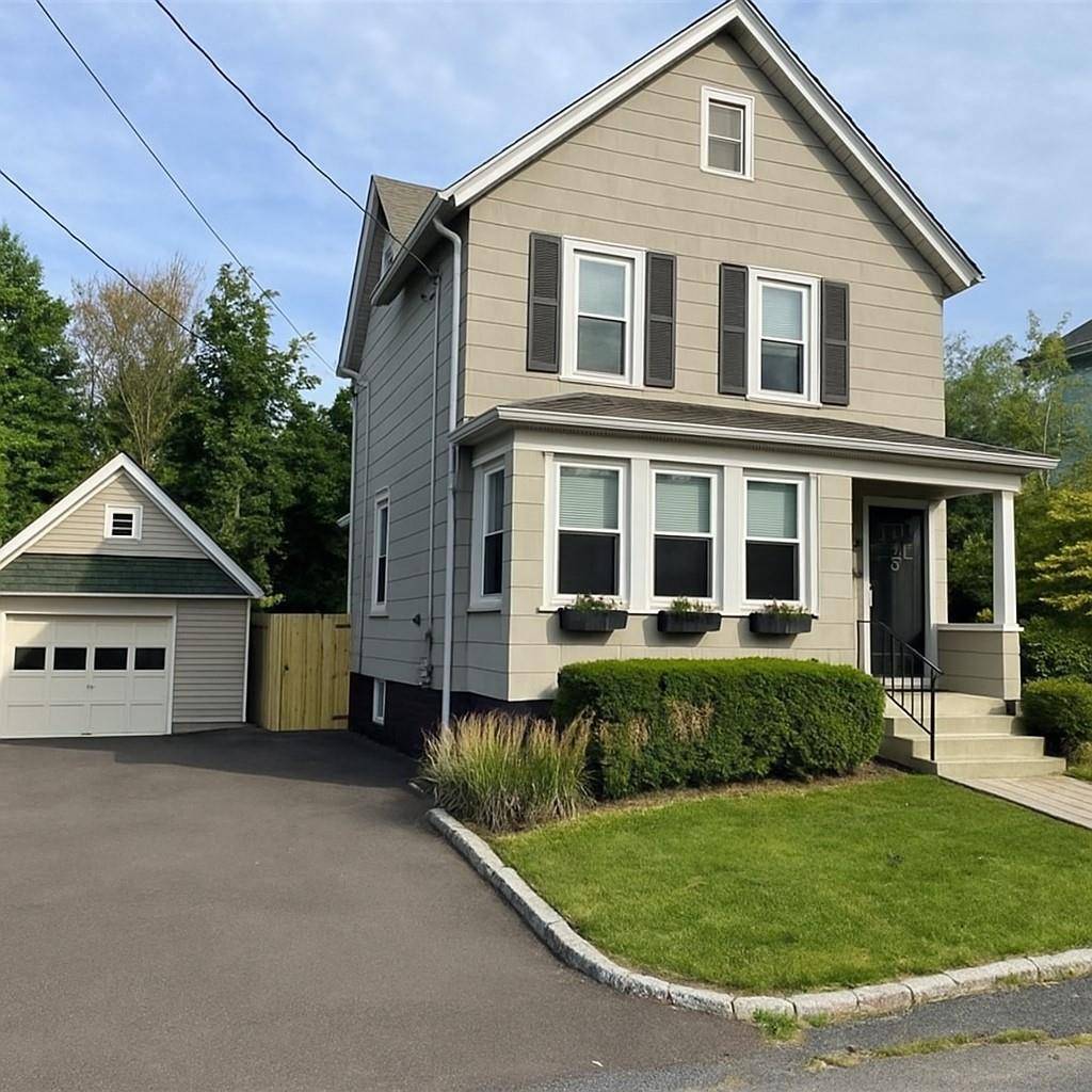 Cornwall On Hudson, NY 12520,18 Wood AVE