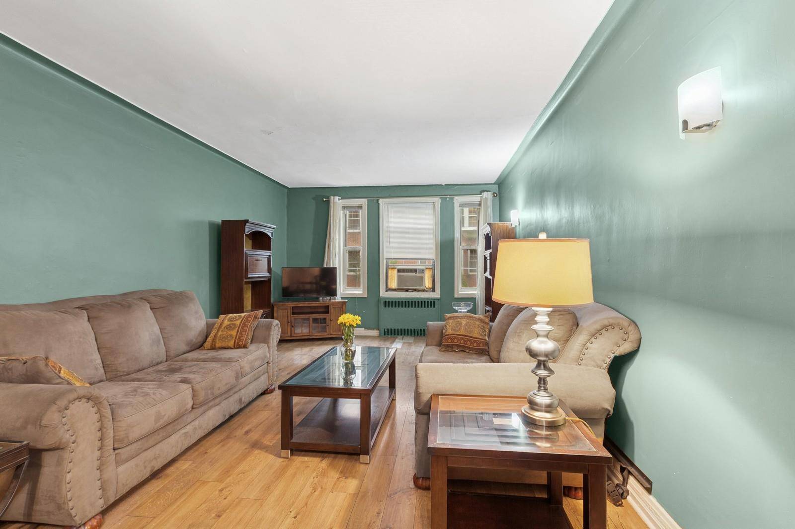 Kew Gardens, NY 11418,117-01 park lane south #C 1F