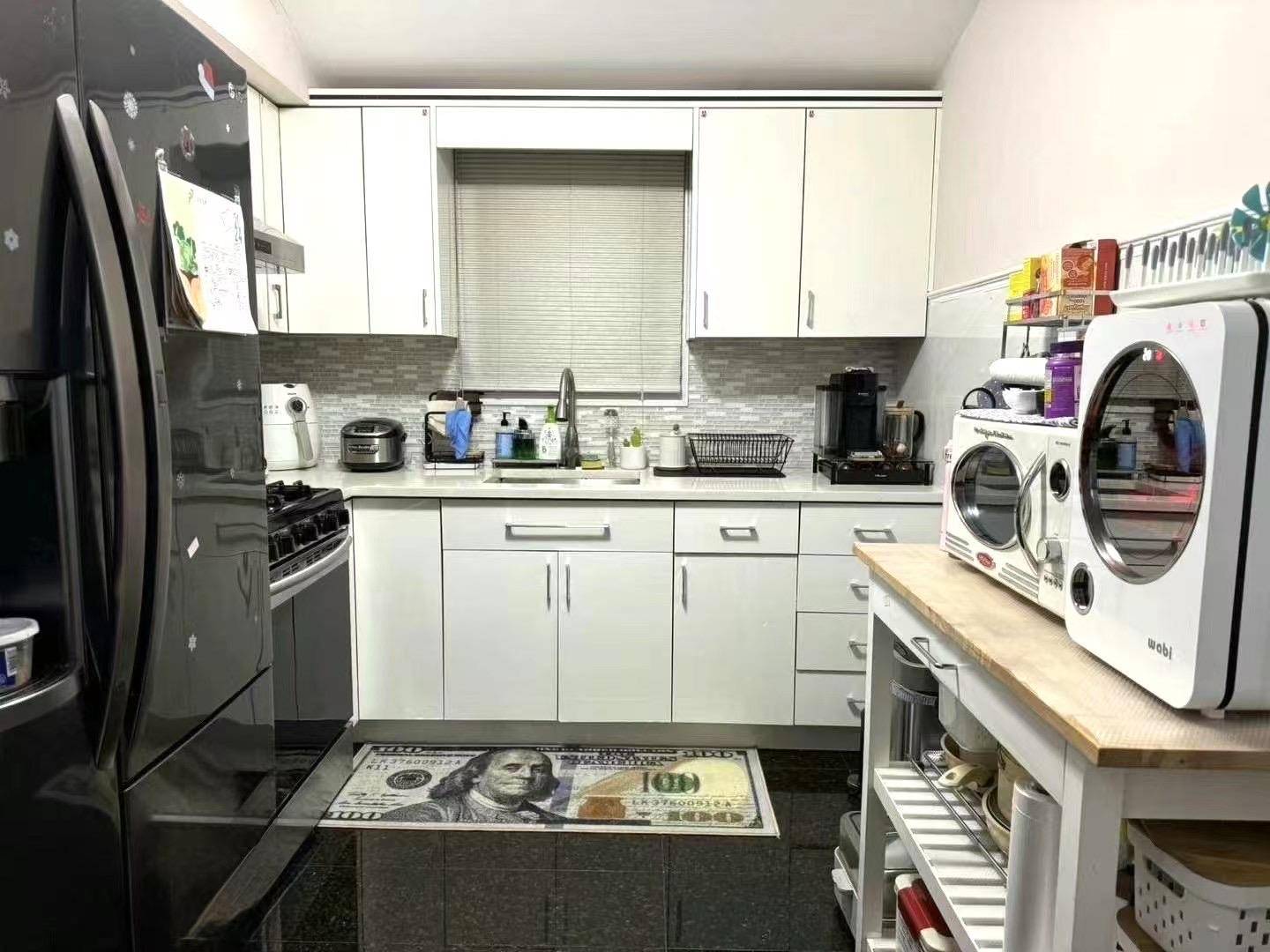 Bayside, NY 11361,214-27 38th AVE