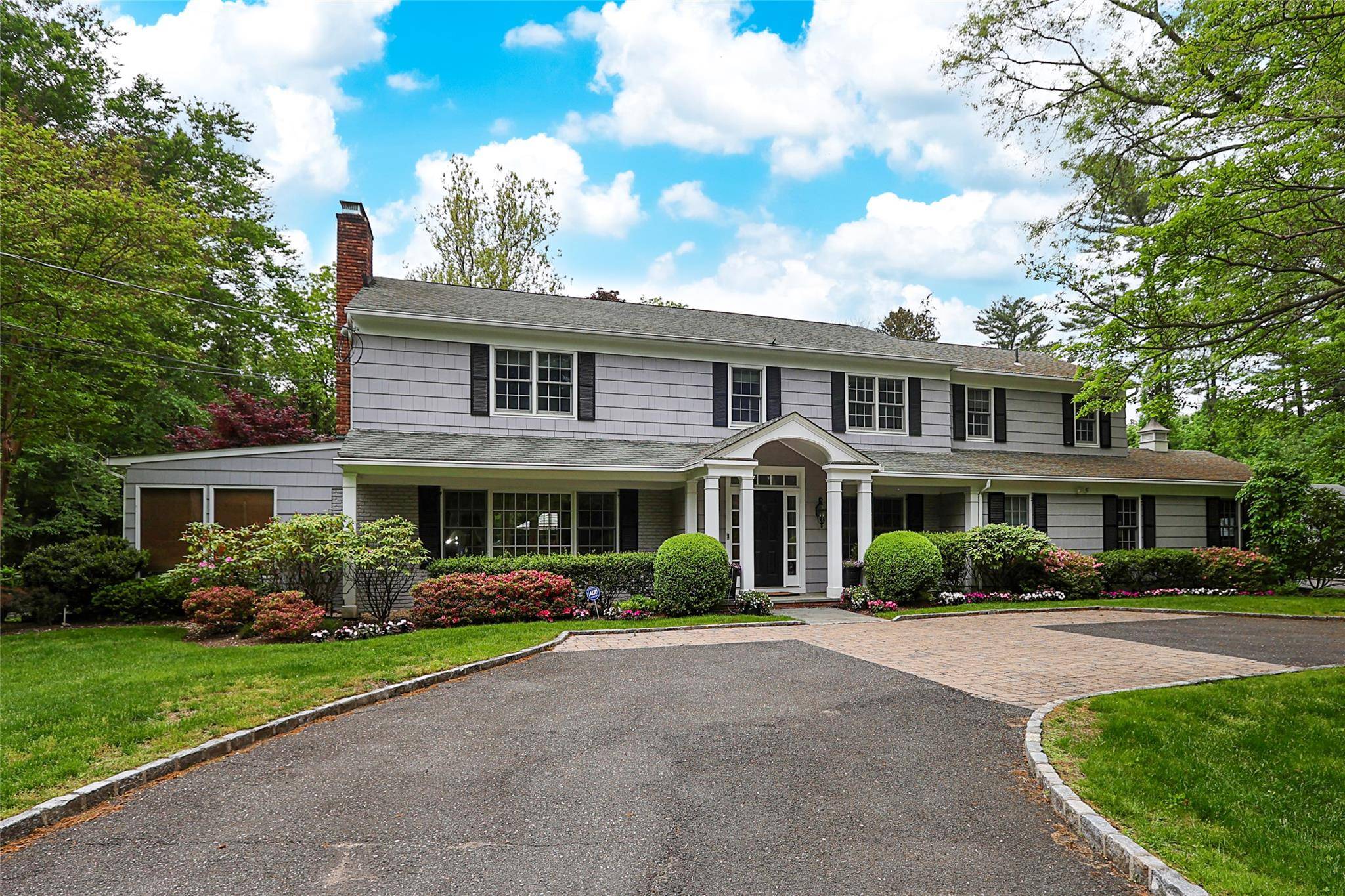 Upper Brookville, NY 11771,363 Juniper DR