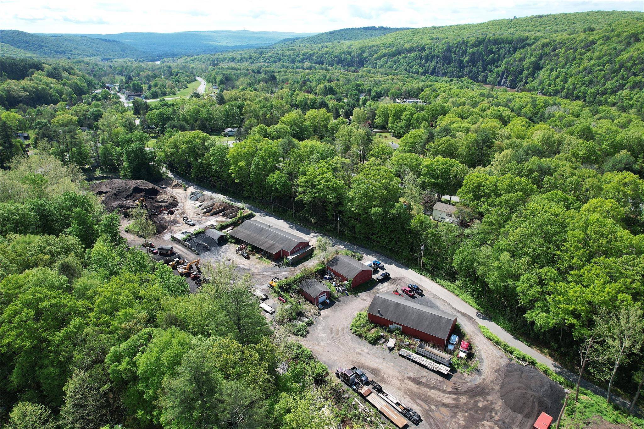 Sparrowbush, NY 12780,26 Hook RD