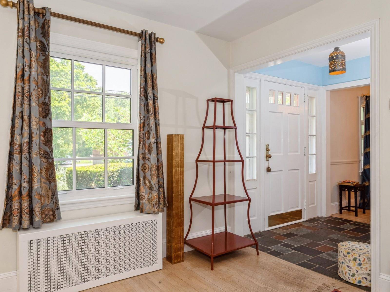 Fishkill, NY 12524,98 Jackson ST