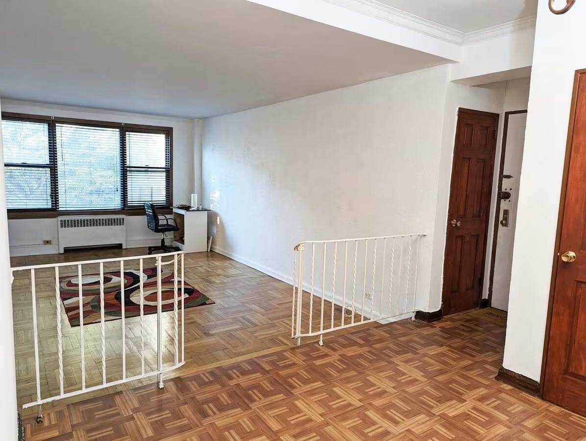 Rego Park, NY 11374,98-22 63rd DR #2B