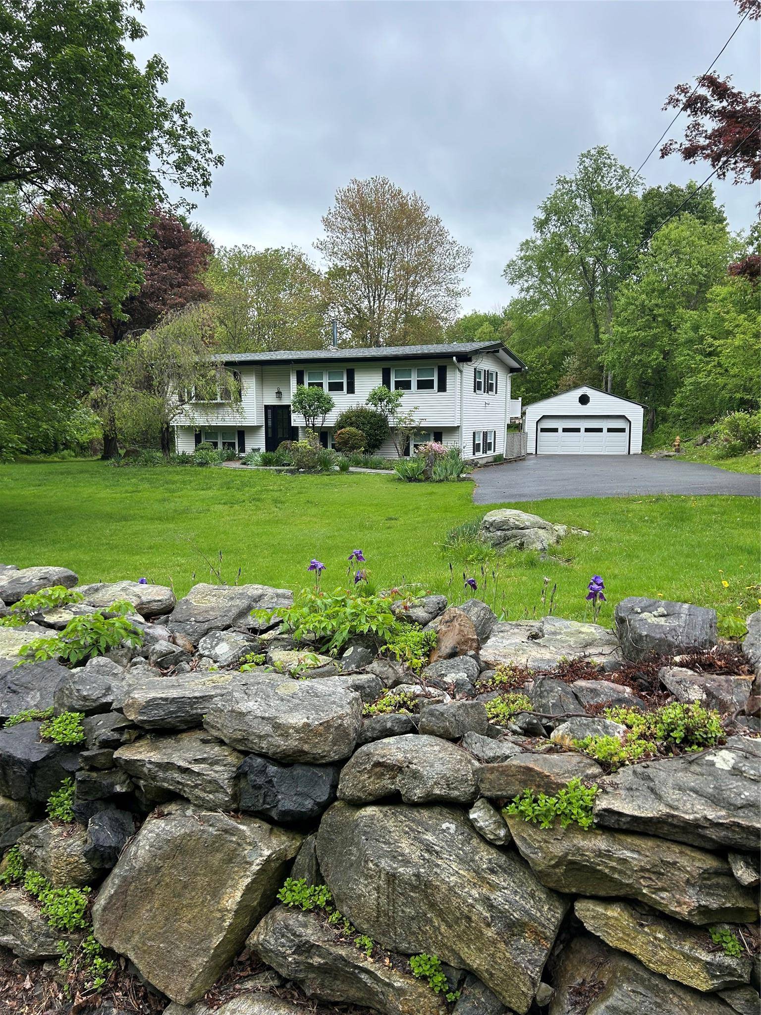 Brewster, NY 10509,616 Farm To Market RD