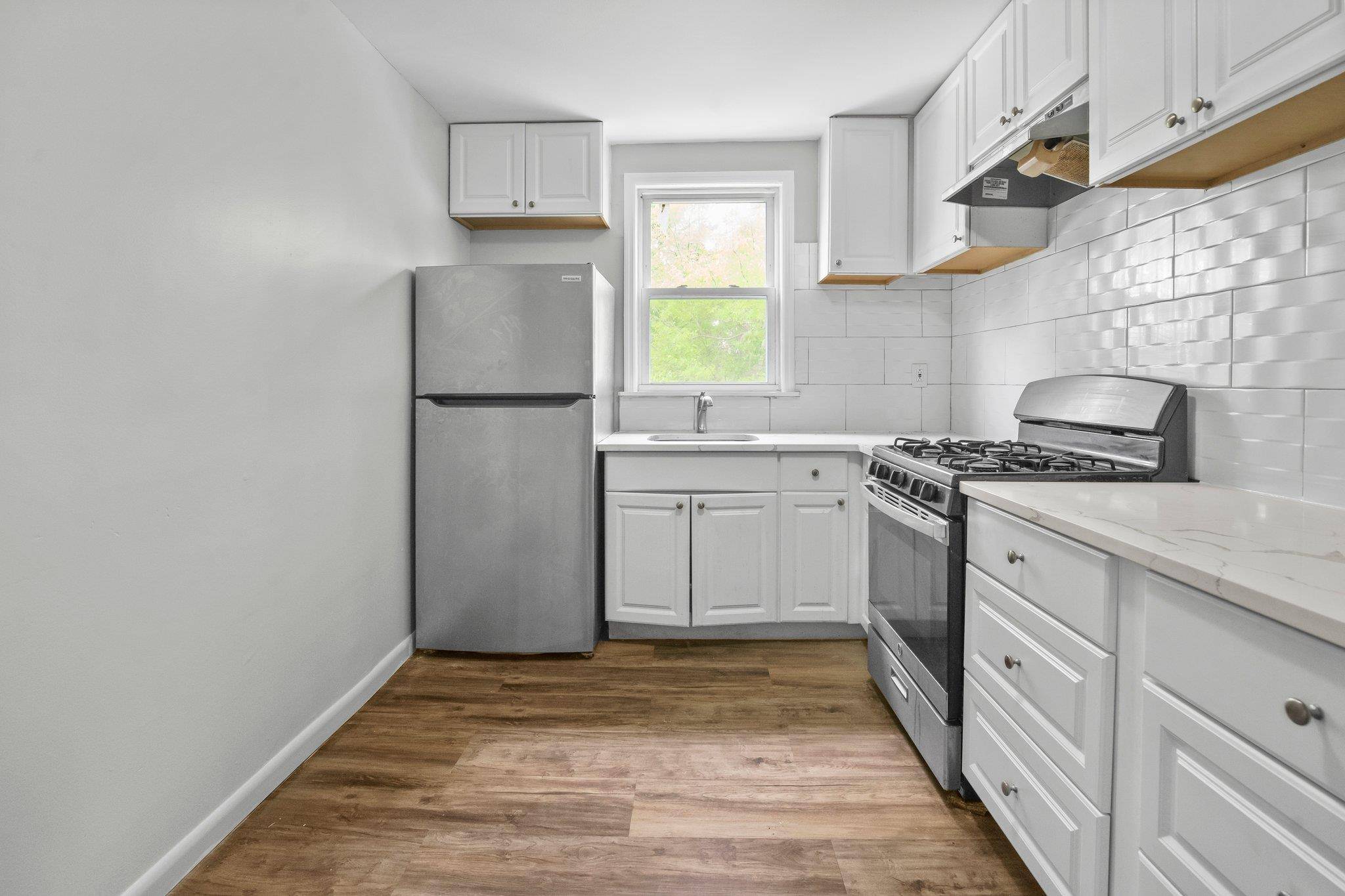 Poughkeepsie, NY 12601,15 Vernon TER