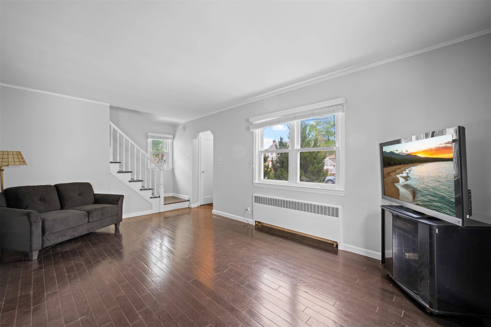 Hempstead, NY 11550,206 Holly AVE
