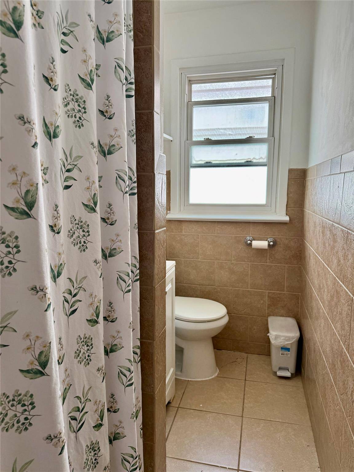 Maspeth, NY 11378,69-11 58th RD