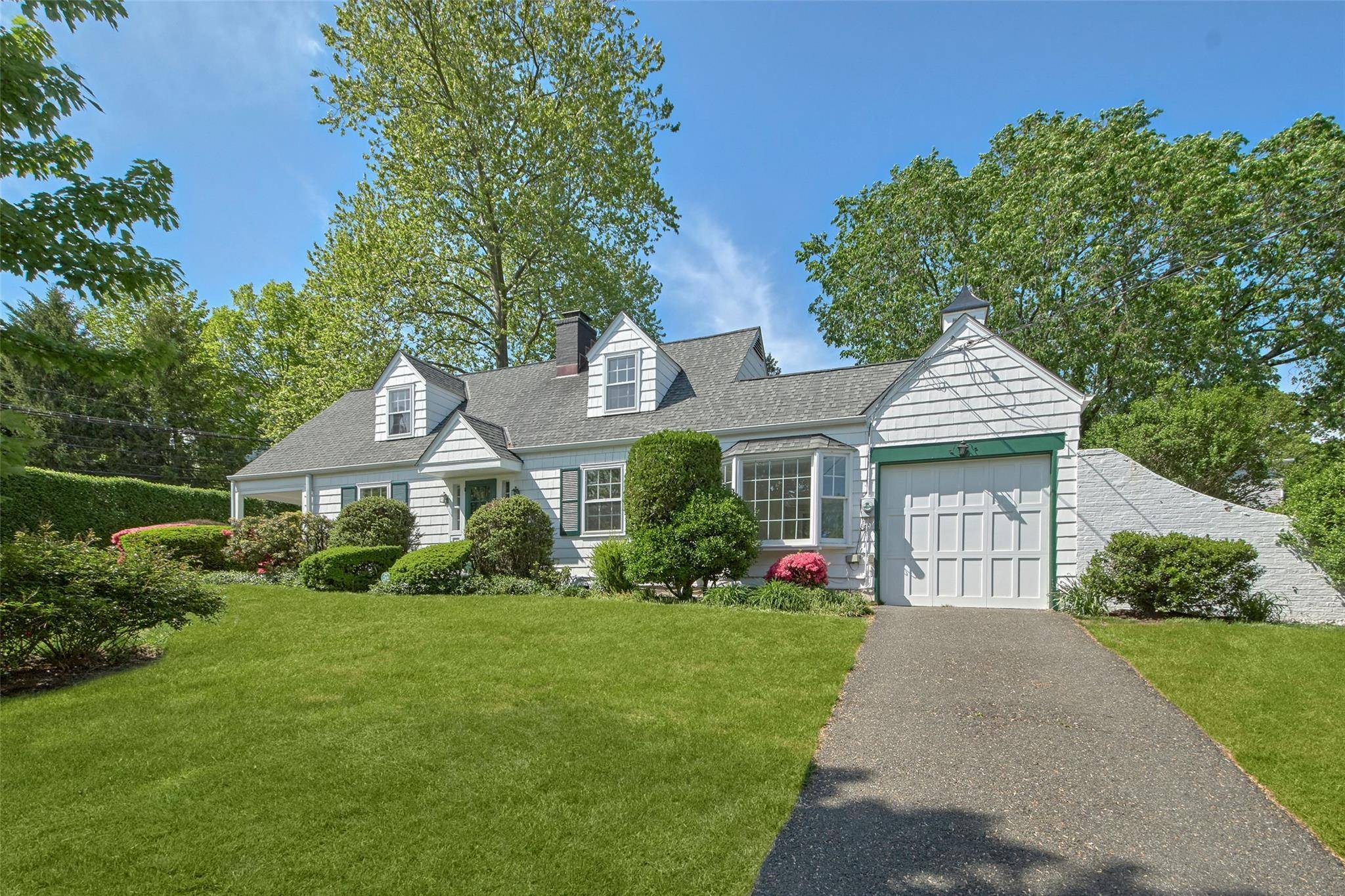 Rye Brook, NY 10573,269 Betsy Brown RD