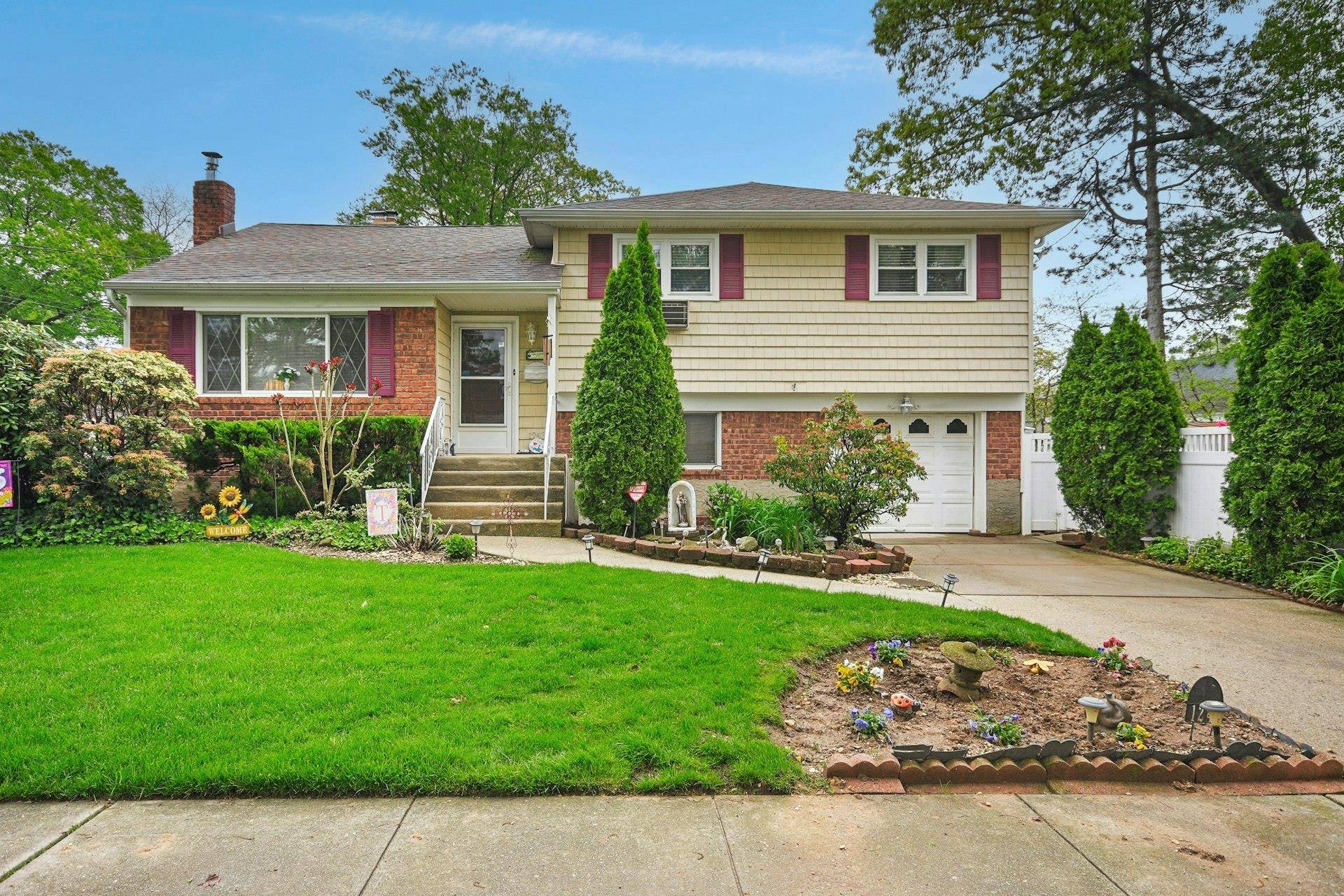 Baldwin, NY 11510,1243 Sylvia AVE