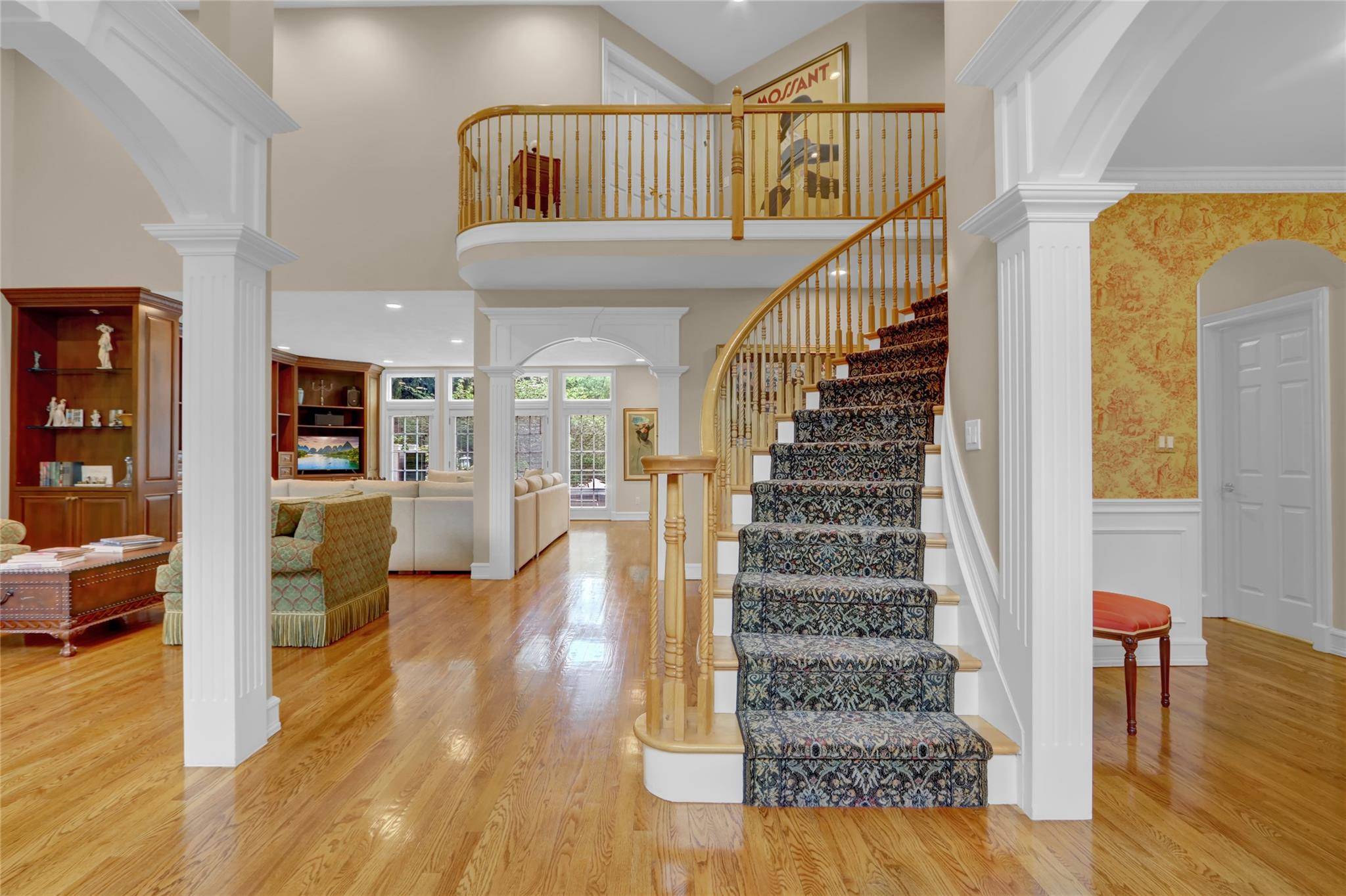Woodbury, NY 11797,20 Chauncey PL