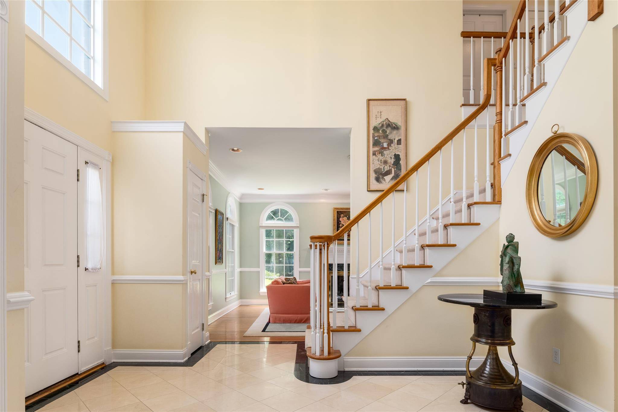 White Plains, NY 10605,8 Paddock RD