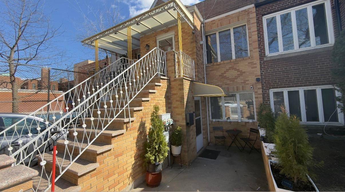 Brooklyn, NY 11228,8729 14th AVE