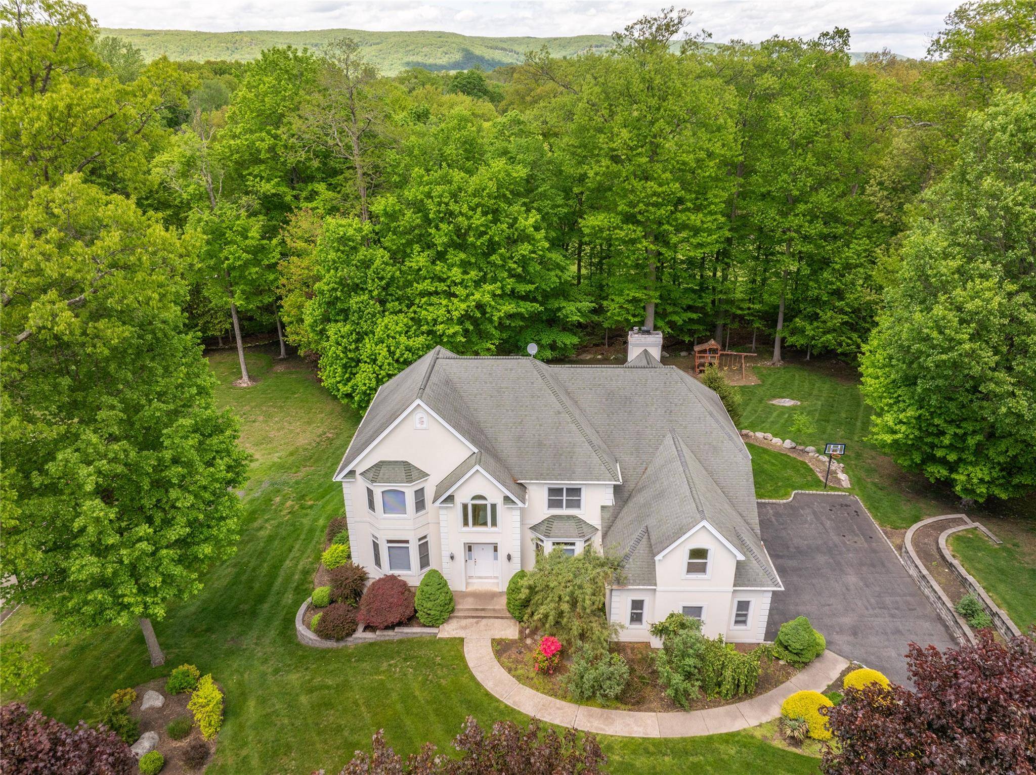 Suffern, NY 10901,9 Golf Course DR