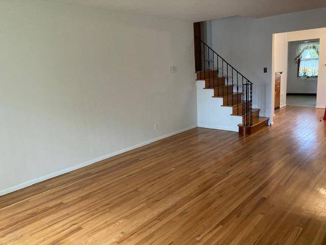 Fresh Meadows, NY 11365,16615 67th AVE