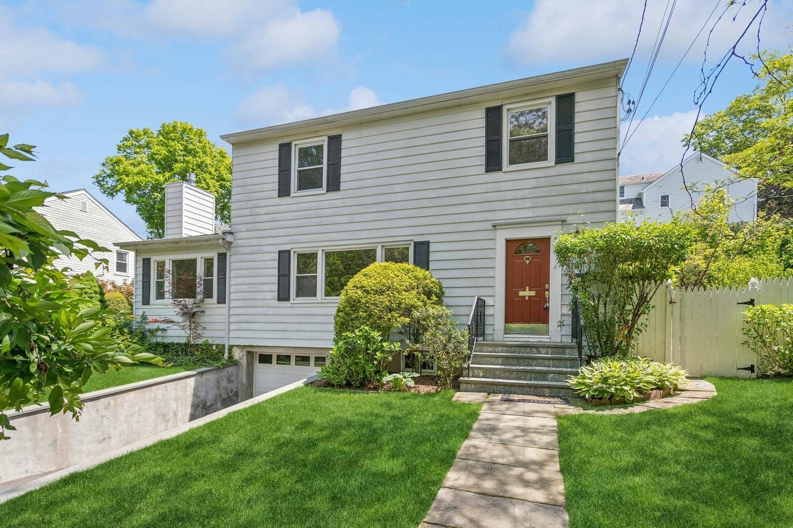 Eastchester, NY 10709,60 Dale RD