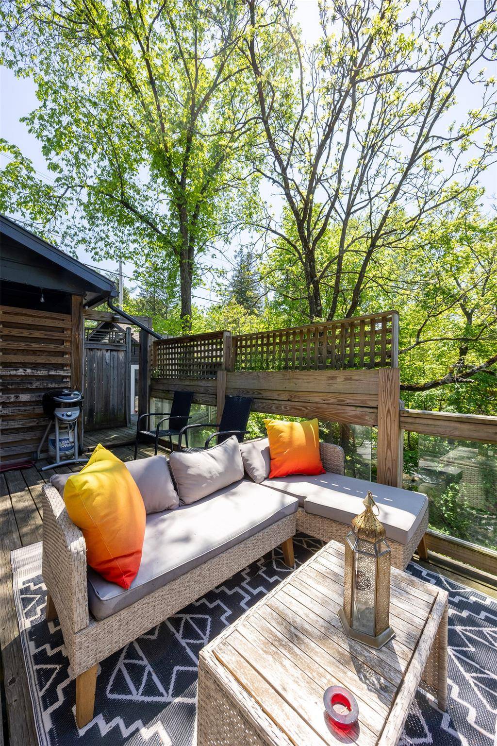 Woodstock, NY 12498,8 Tannery Brook RD