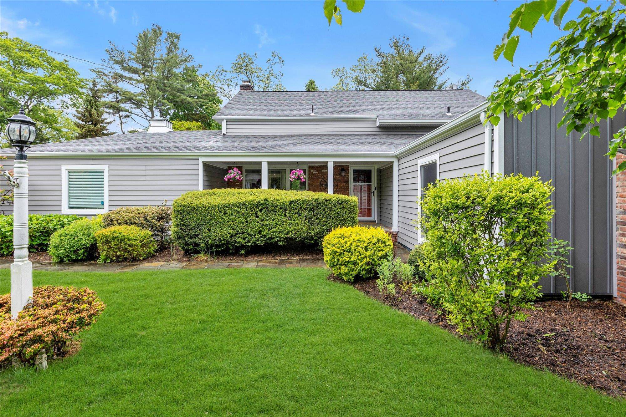 Northport, NY 11768,4 Brittany CT