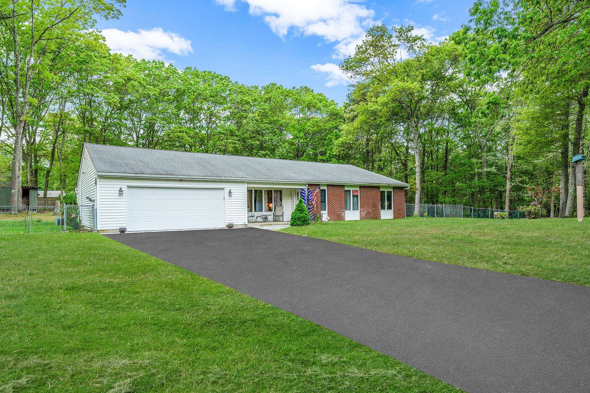 Ridge, NY 11961,36 Scout TRL