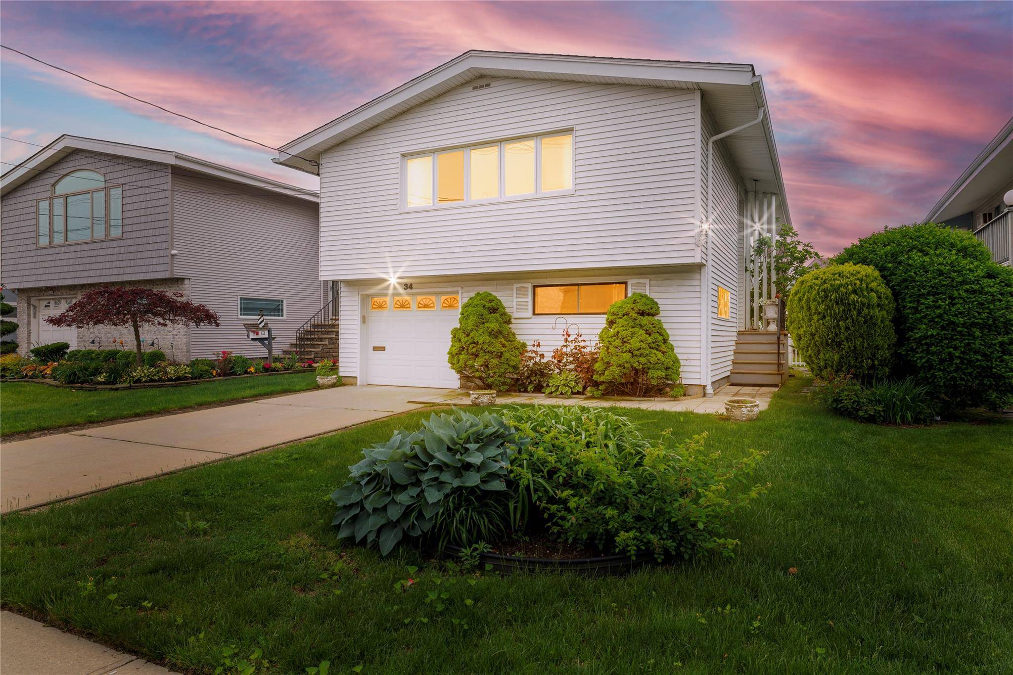 Freeport, NY 11520,34 E Bedell ST
