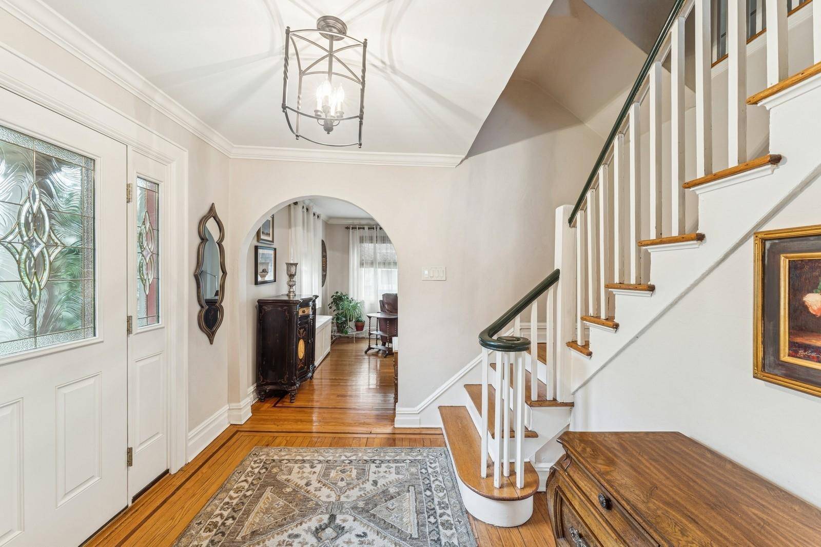 Rockville Centre, NY 11570,32 Lexington Street