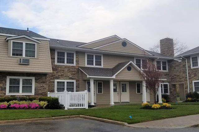 Bayport, NY 11705,301 Imperial WAY #I3301
