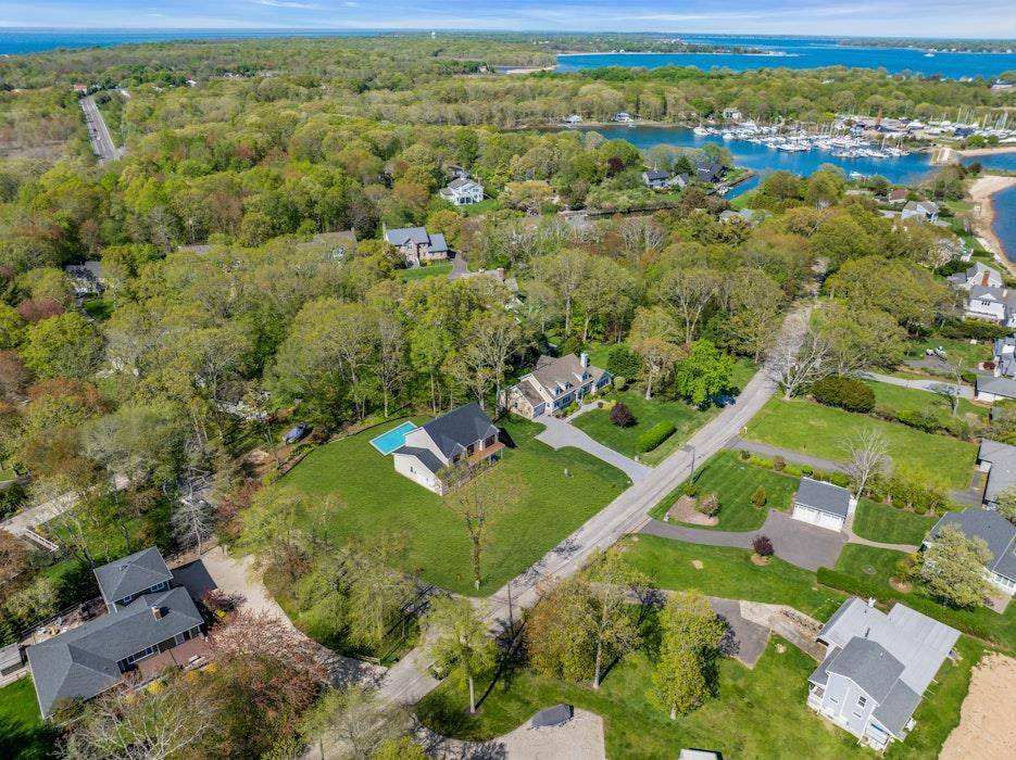 Southold, NY 11971,285 Blue Marlin DR