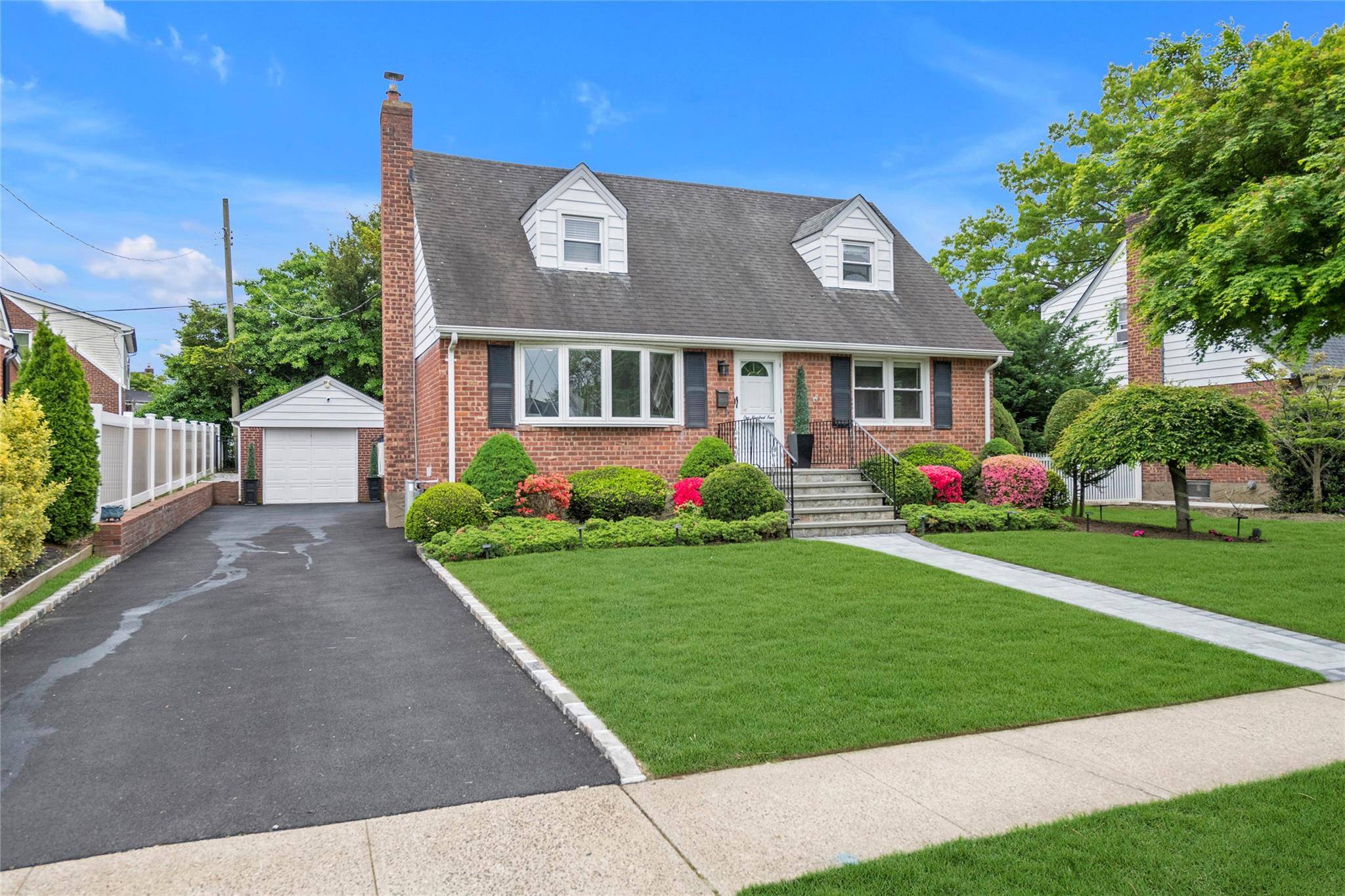 New Hyde Park, NY 11040,104 South ST