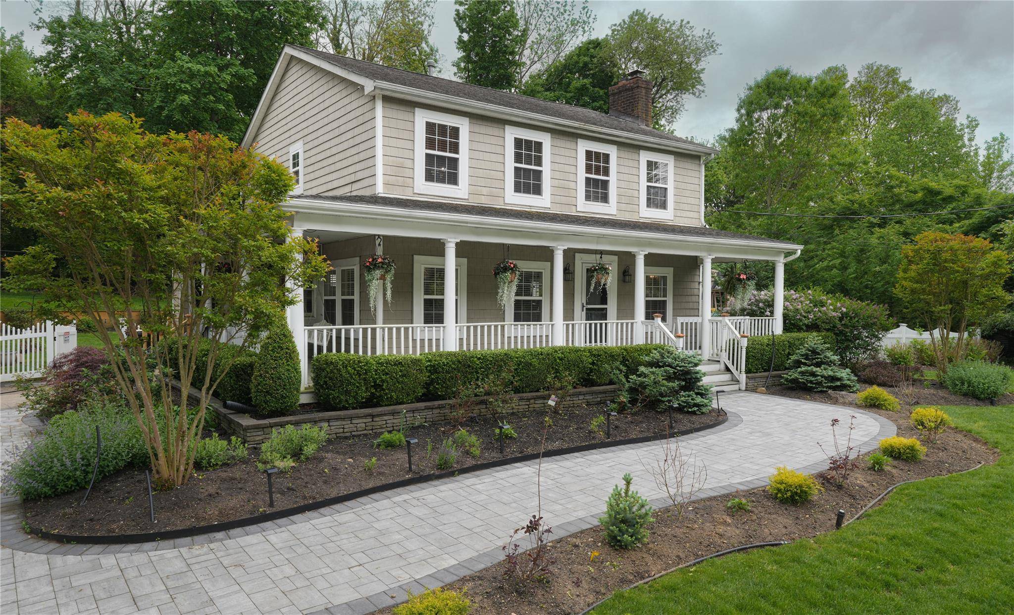 Stony Brook, NY 11790,14 Bayles AVE