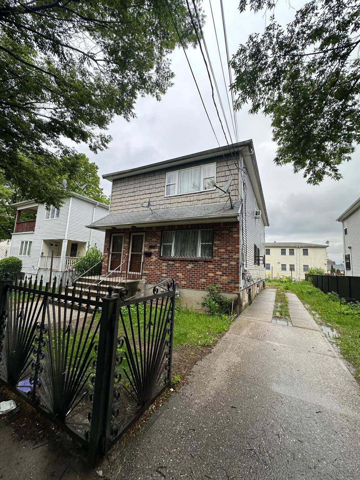 Jamaica, NY 11436,14207 135th AVE