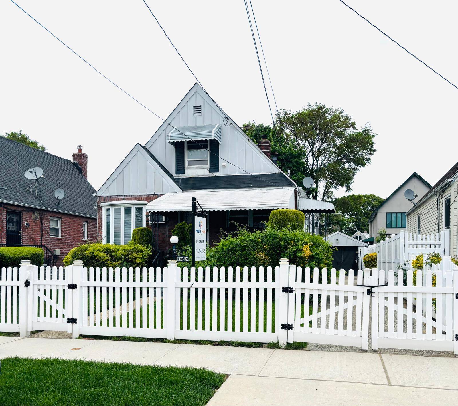 Jamaica, NY 11434,134-19 156TH STREET
