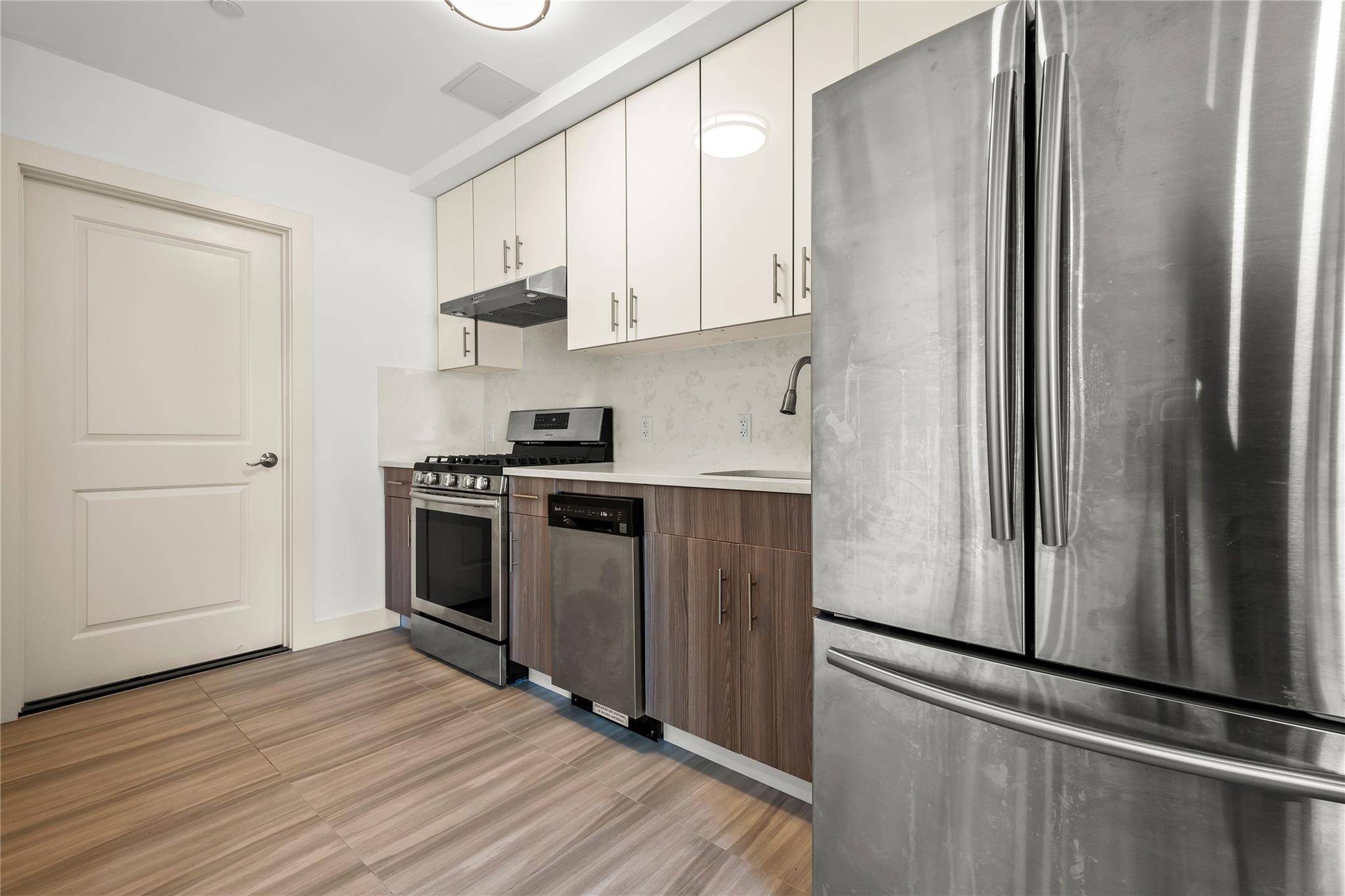 Rego Park, NY 11374,62-98 Woodhaven BLVD #3C