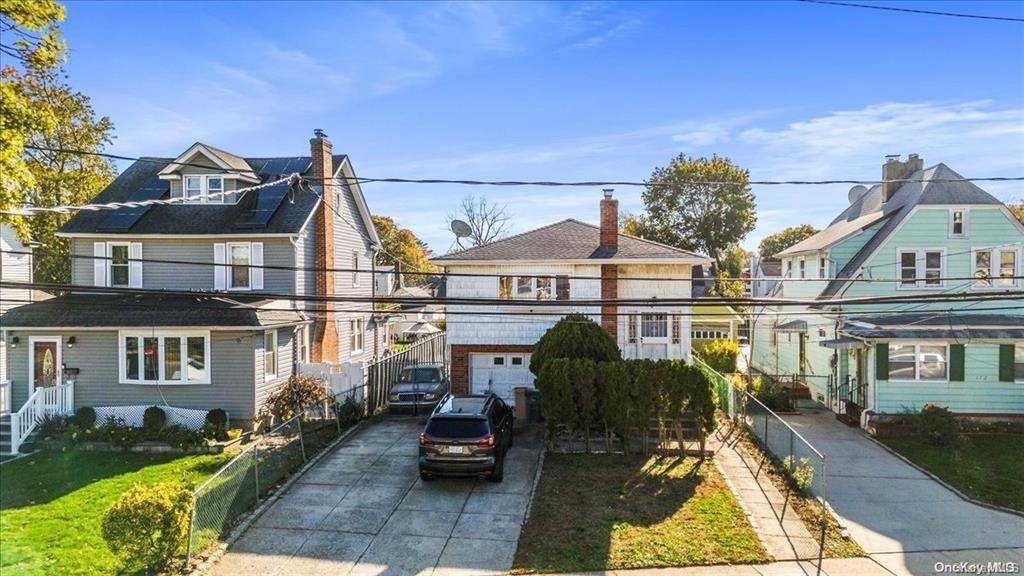 Hempstead, NY 11550,176 Windsor Pkwy #1st fl