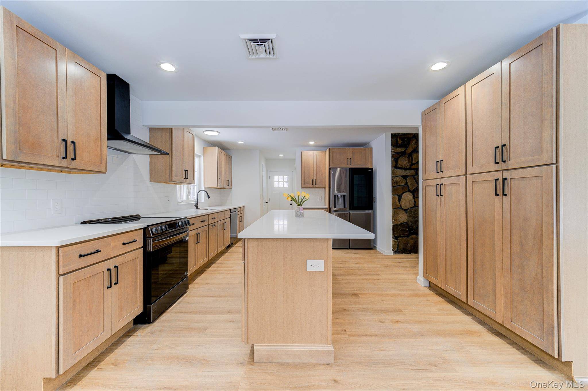 Walden, NY 12586,219 St Andrews RD