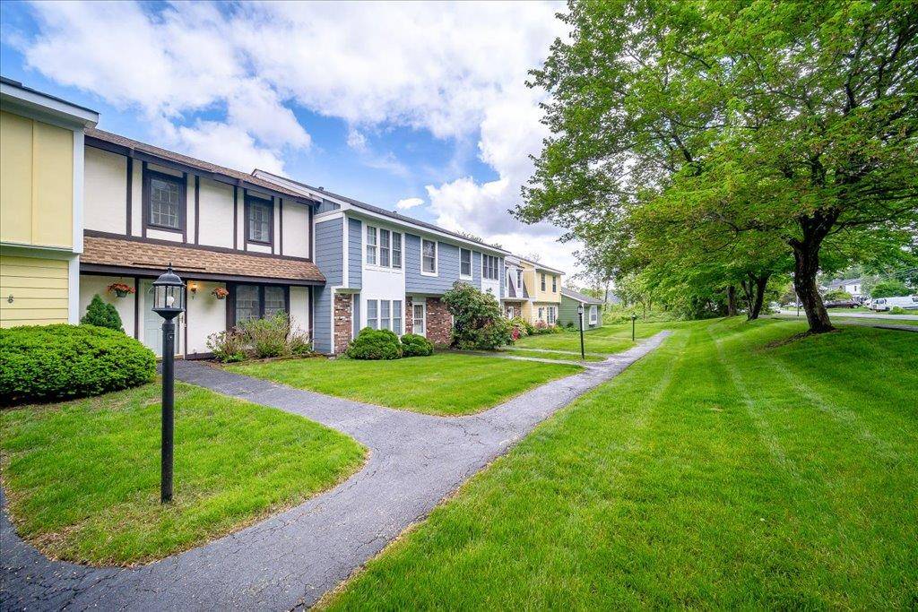 Highland, NY 12528,7 Sunny brook CIR
