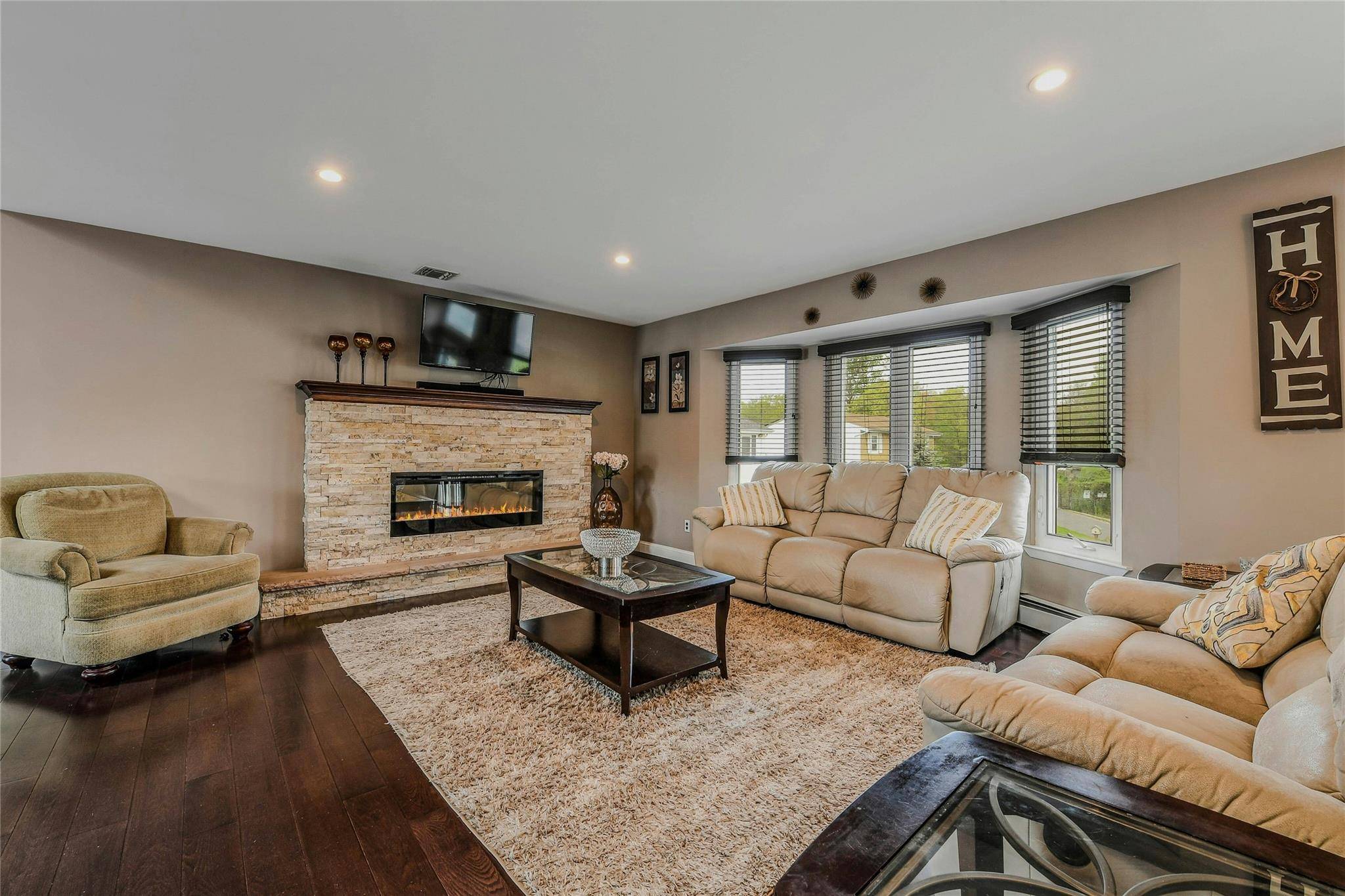 Islip, NY 11751,10 Garretson AVE