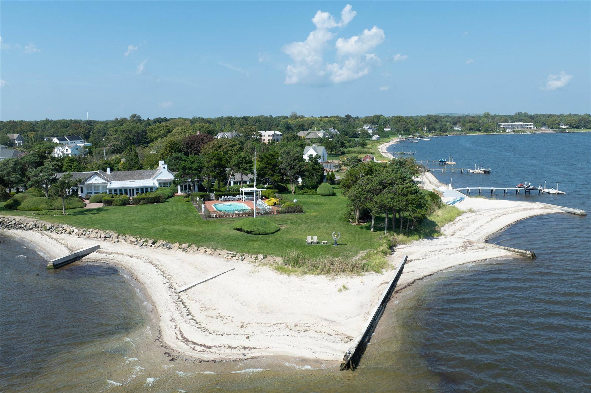 Bellport Village, NY 11713,16 Point RD