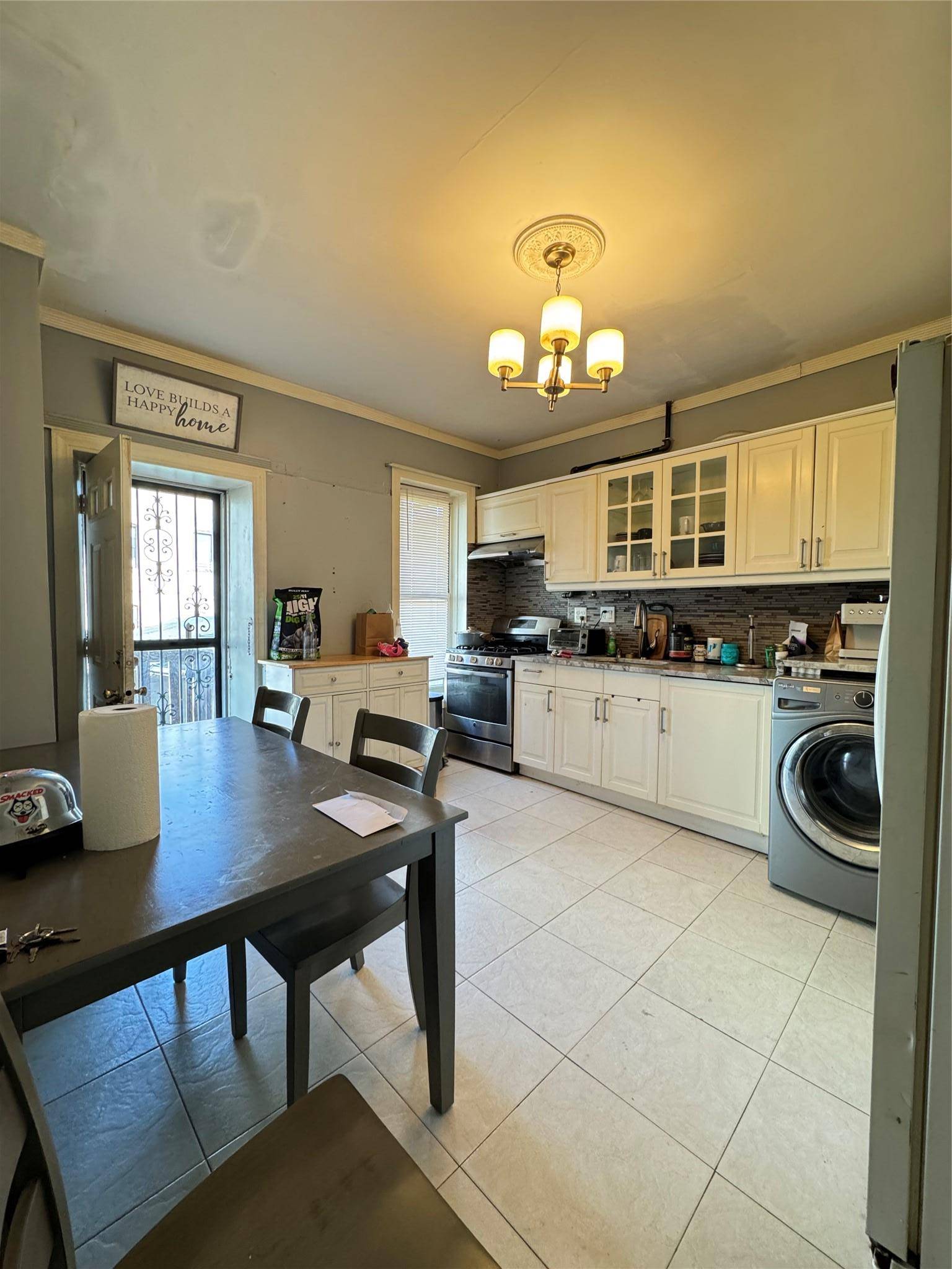 Long Island City, NY 11101,50-35 38th ST
