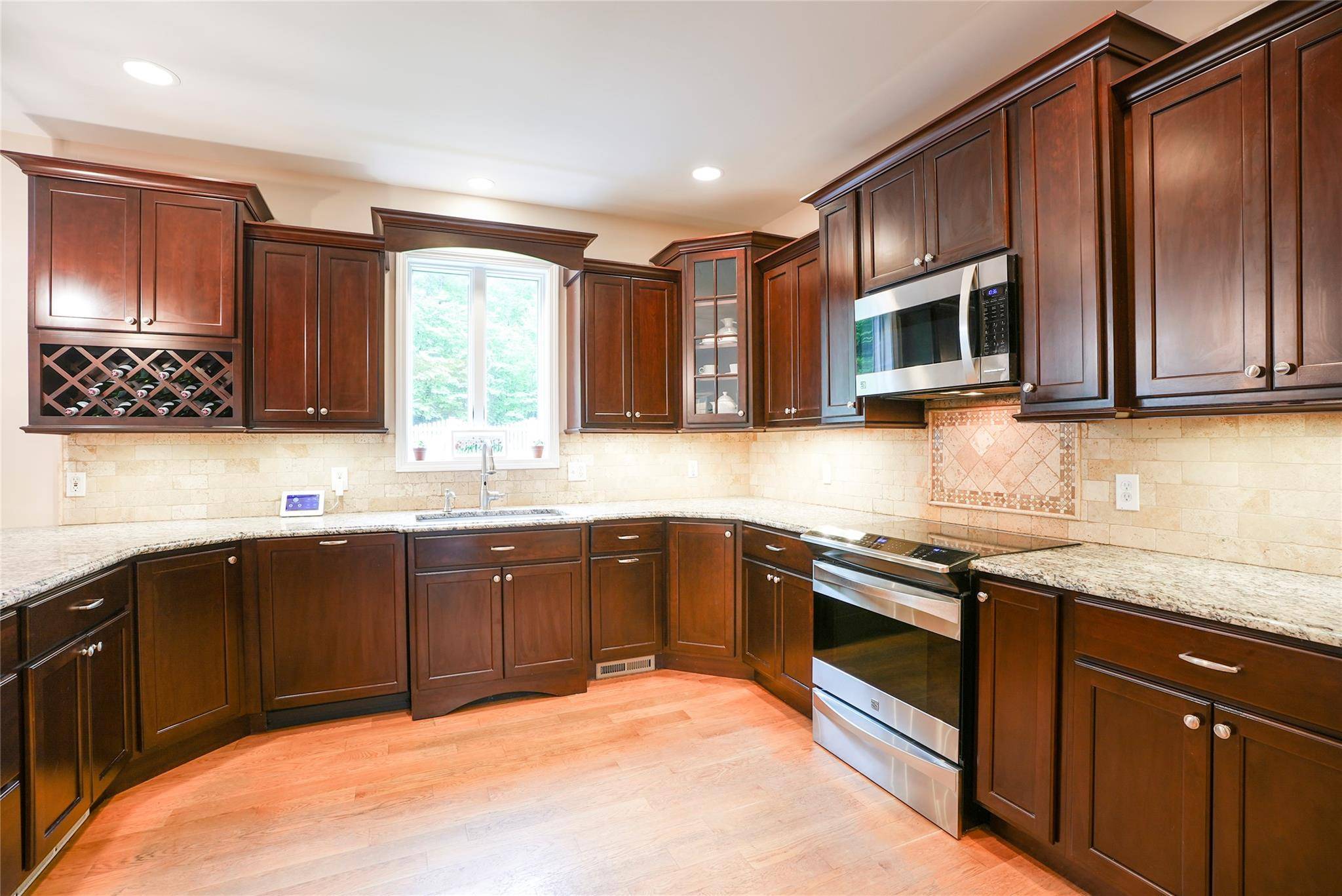Carmel, NY 10512,212 Weber Hill RD