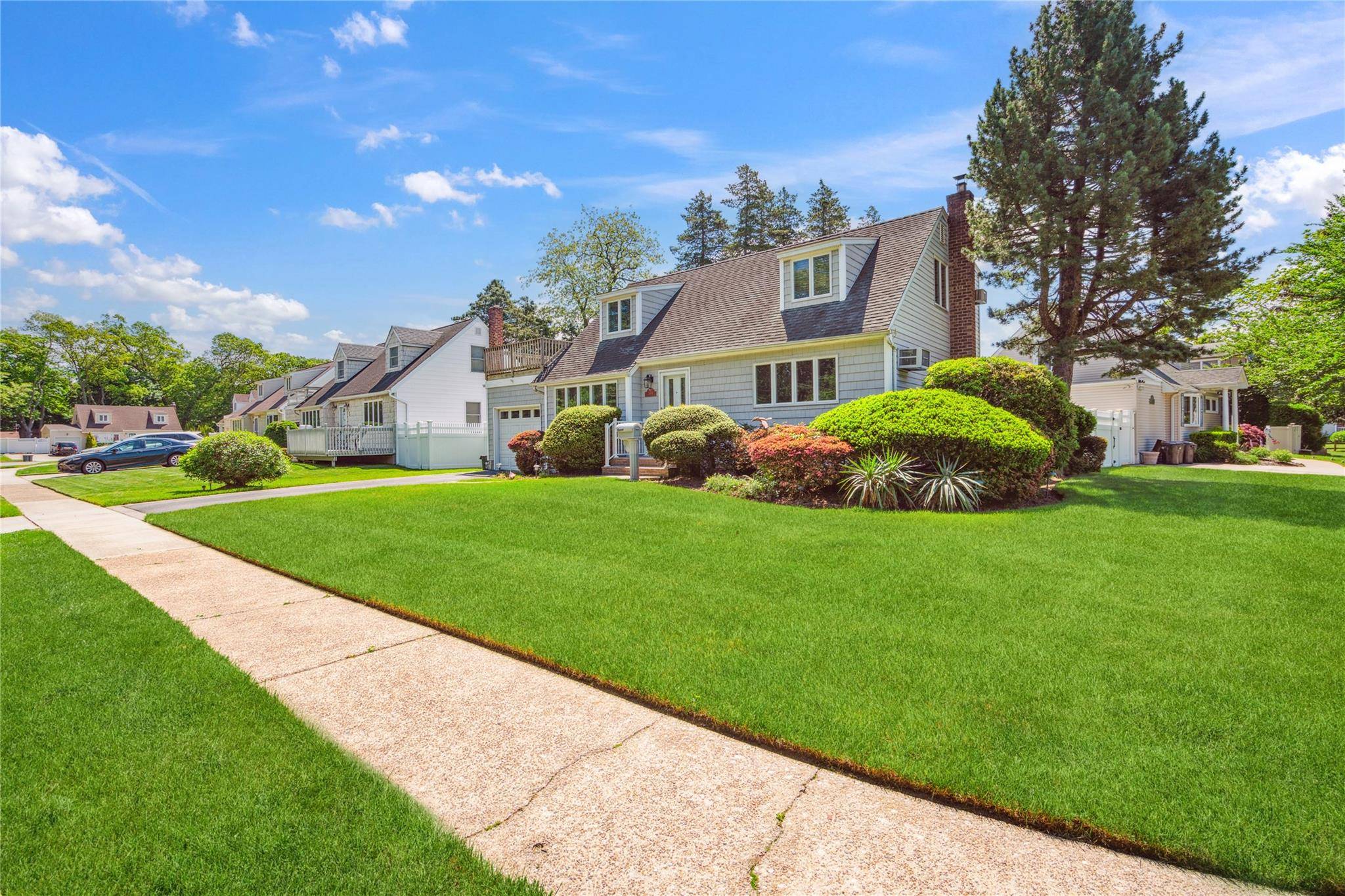 Bellmore, NY 11710,2714 N Shelley RD