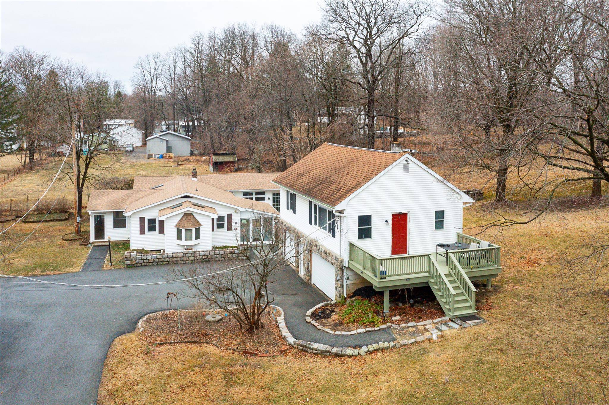 Red Hook, NY 12571,11-13 Eldridge LN