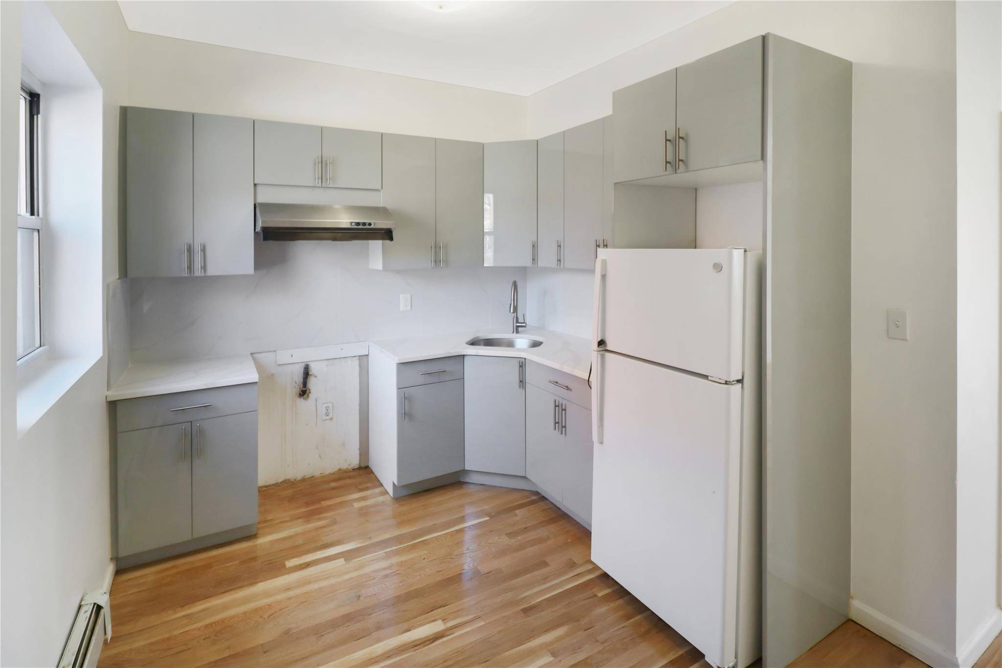 Flushing, NY 11354,140-32 34 AVE #2nd Floor