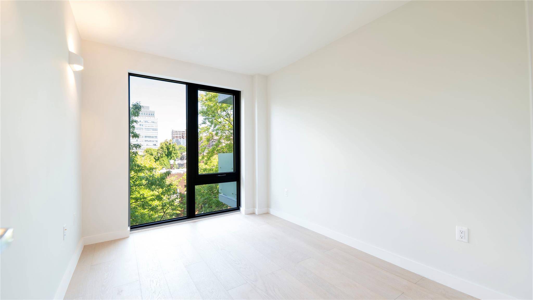 Flushing, NY 11355,136-80 41 AVE #5B